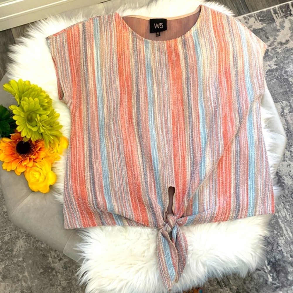 Tie Front Accent Multi Colored Short Sleeved Women’s Top Sz MED